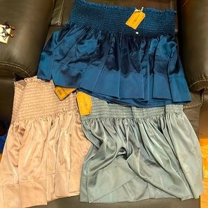Pack of 3 natural life skorts unused great for casual dress